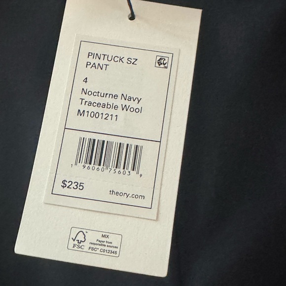 NWT: Theory Pintucked Slim Pant in Stretch Cotton. Size 4. Nocturne Navy. - Picture 7 of 11